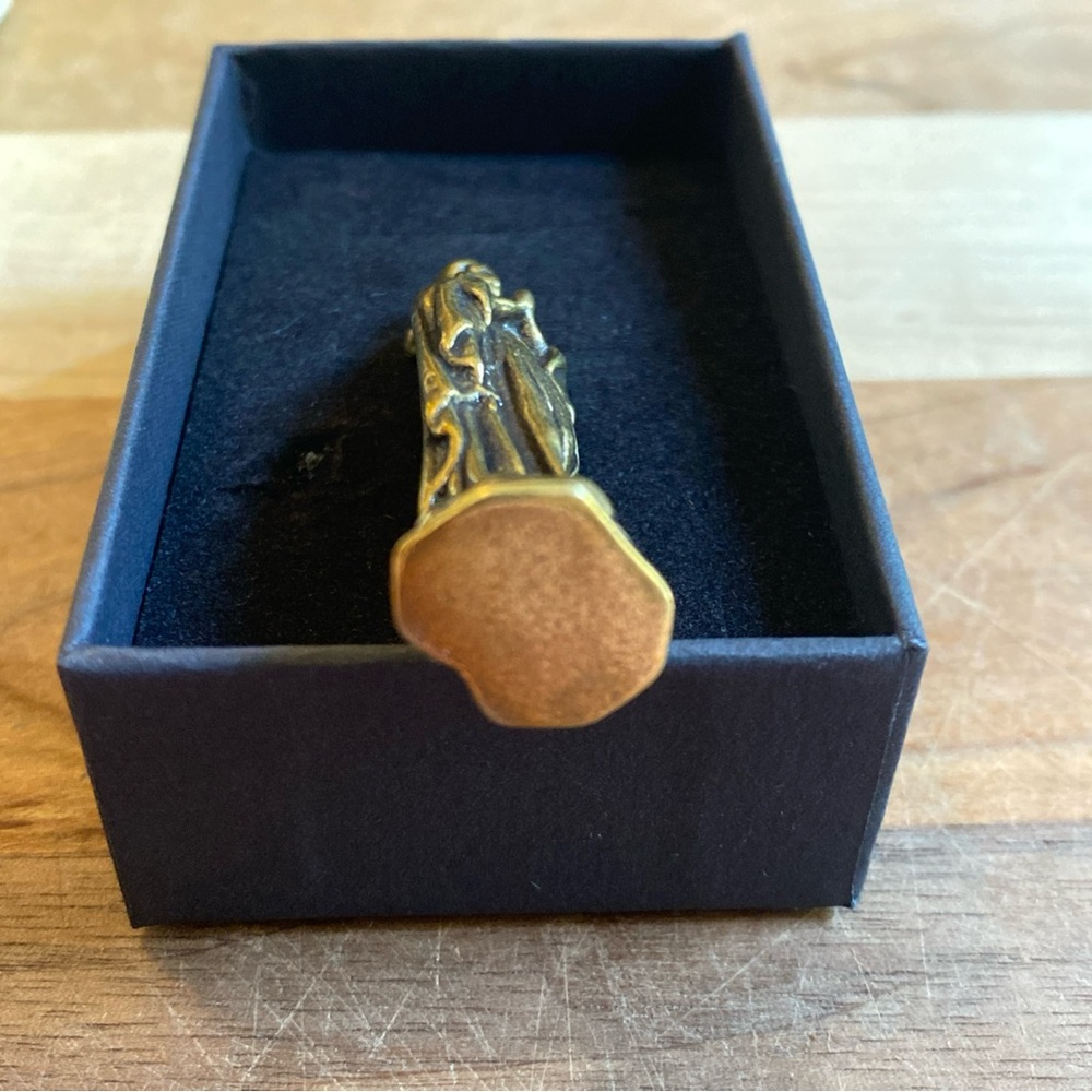 2” Small Vintage Style Brass Figurine of the Virgin Mary with Key Chain Loop - Picture 3 of 9